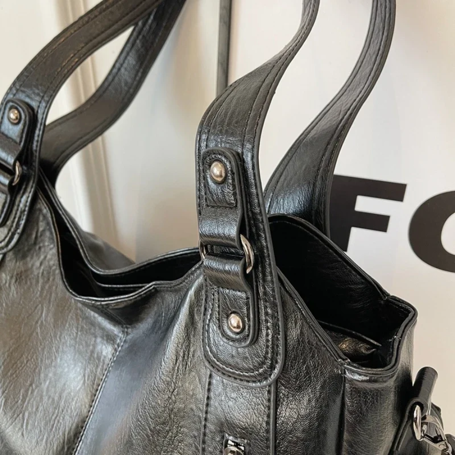 Stilla | Moderne Skuldertaske