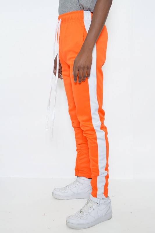 Stilla | Fit Single Stripe Track Pants