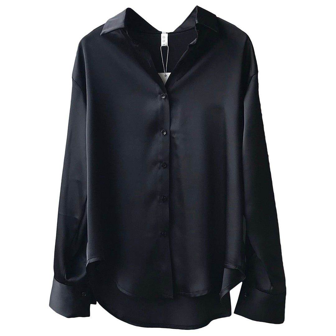 Dame silkebluse med elegante knapdetaljer Stilla