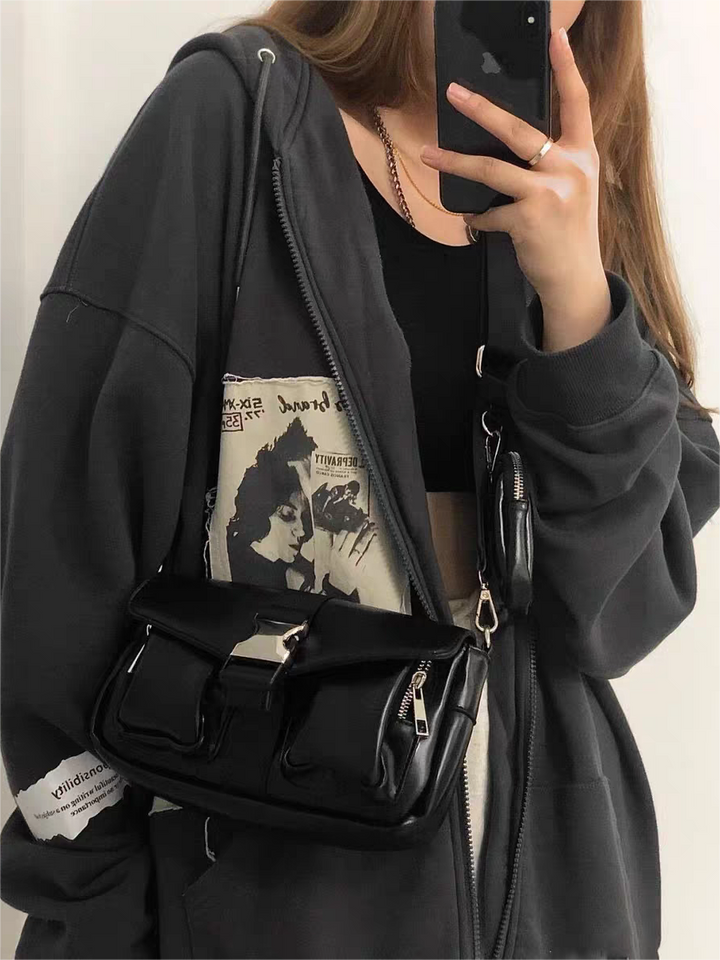 Stilla | Hoodie med Lappede Billeder og Lynlås