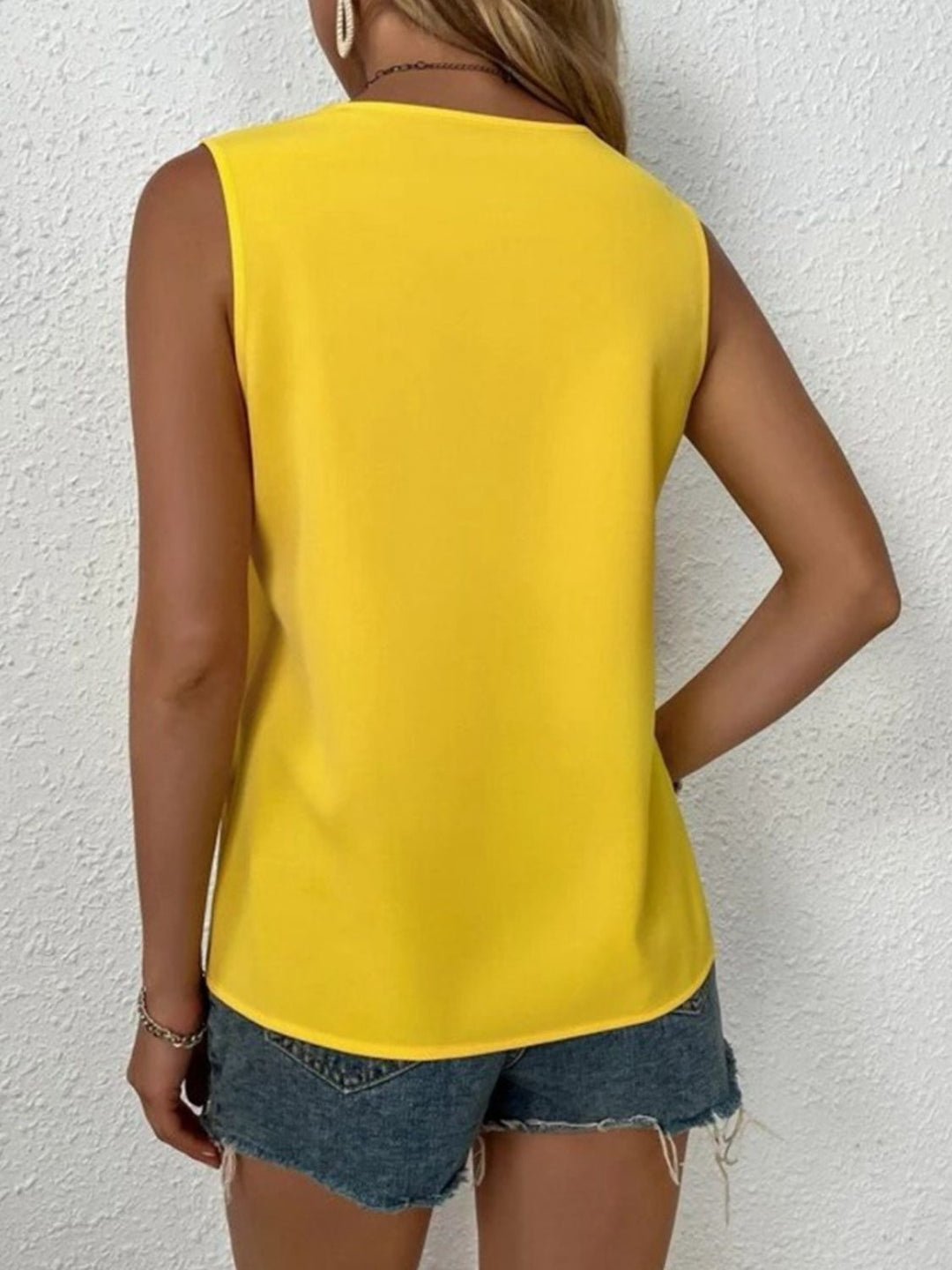 Stilla | Plus Size Blonde Detalje V-Hals Tank