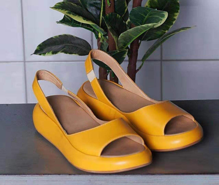Dame Open-Toe Pantoletten med ergonomisk fodseng og fleksibelt remdesign Stilla
