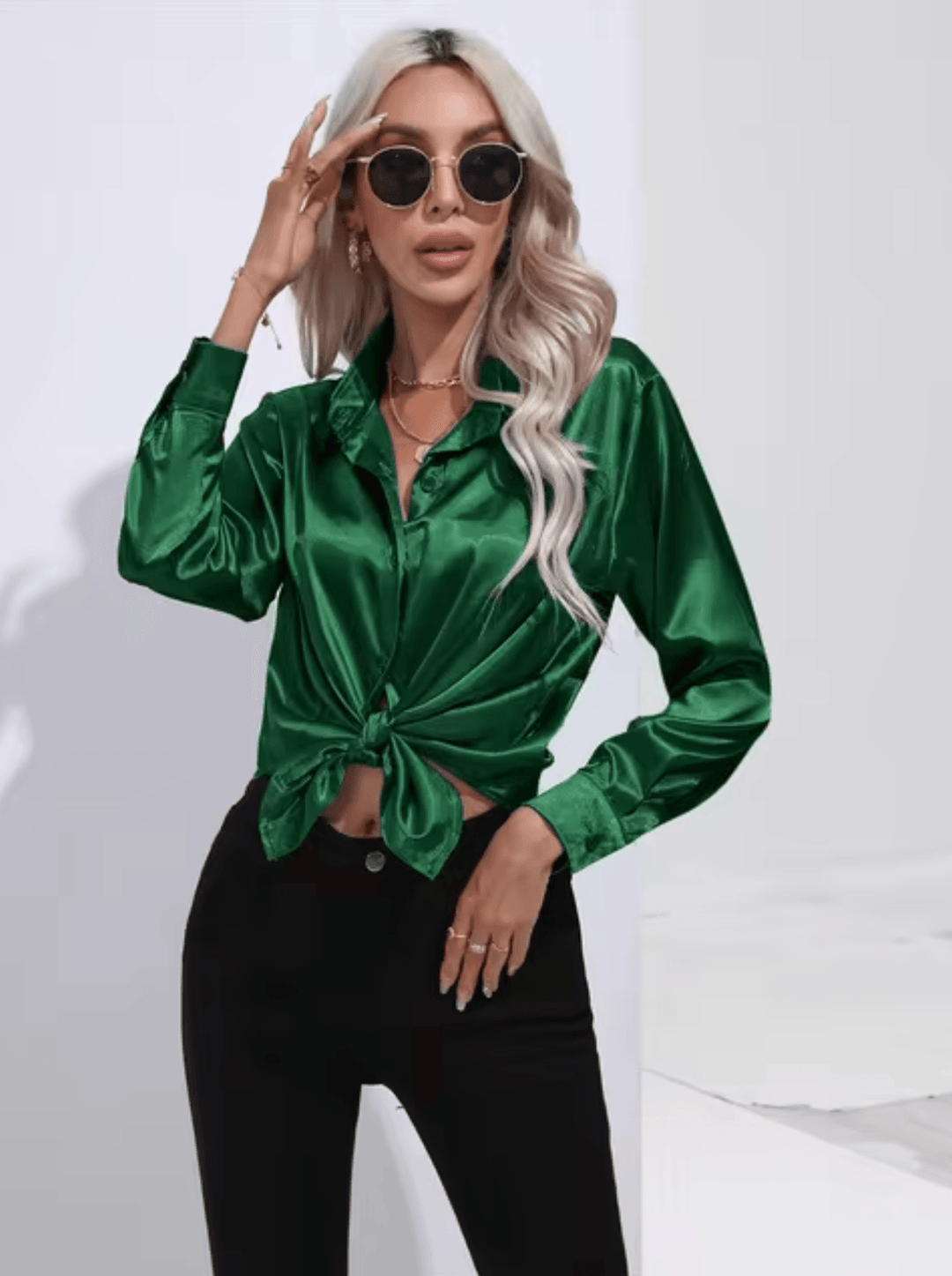 Stilla | Satin Bluse med Lange Ærmer