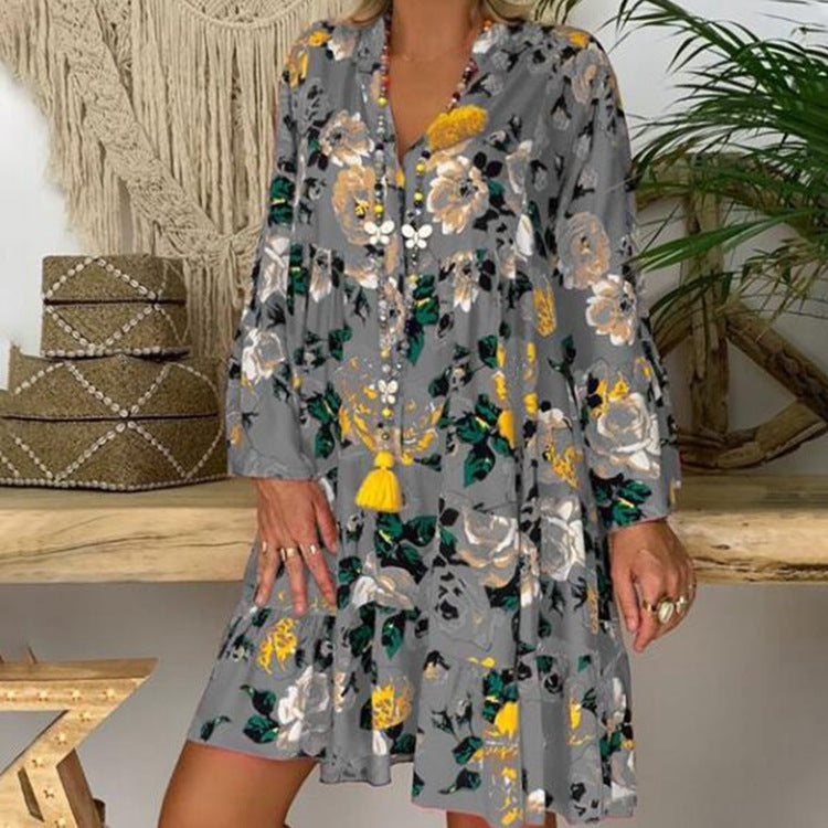 Dame nan A-linjefrakke-minikjole med V-udskæring, lagdelt flæse og Boho-bandana-print Skovae