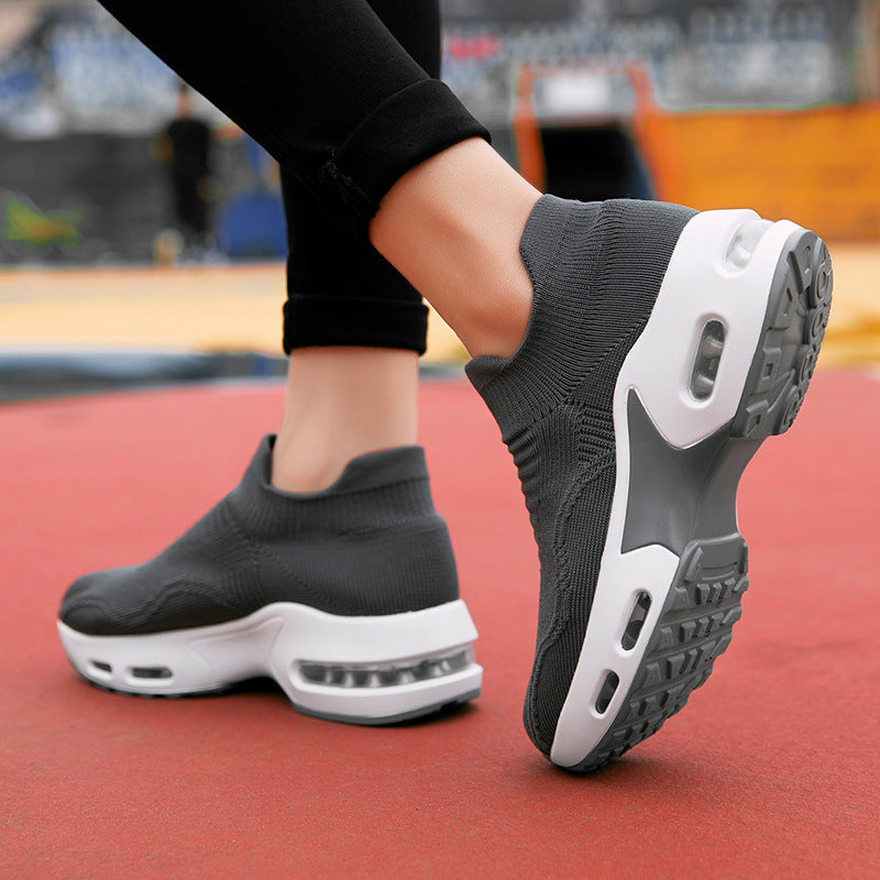 Unisex nan Slip-On Komfortsneaker med elastisk meshkrave, stødabsorberende hul kammer sål og skridsikker ydersål Skovae