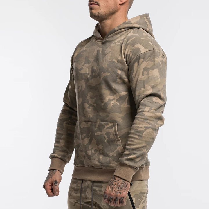 Herrer behagelig hættetrøje med moderne camouflage-mønster og stor kengurulomme Stilla