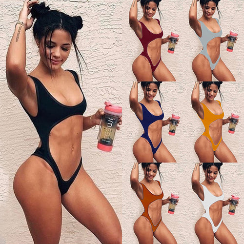 Dame minimalistisk bikini-sæt med dyb udskæring og høje benudskæringer Stilla