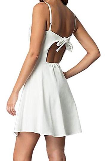 Stilla | Tie Back Flare Dress