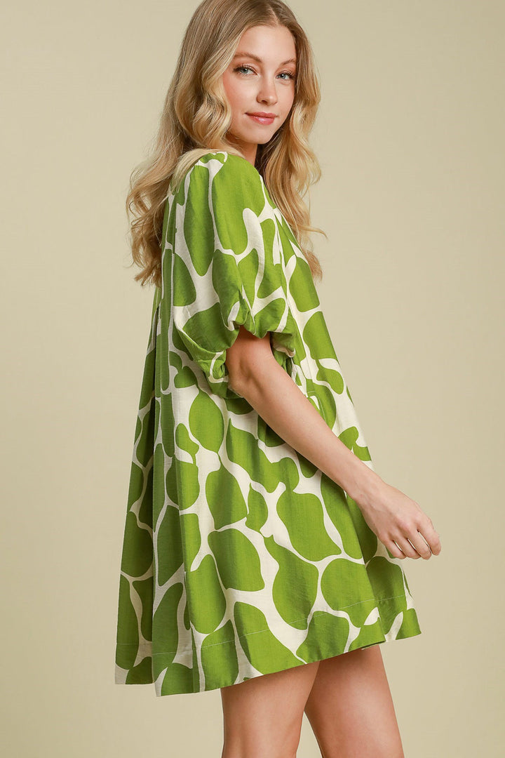 Stilla | Two Tone Abstrakt Print Puffærmerkjole