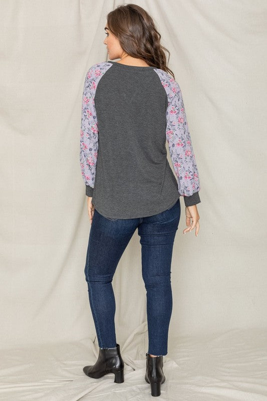 Stilla | Stich Floral Raglan Ærme