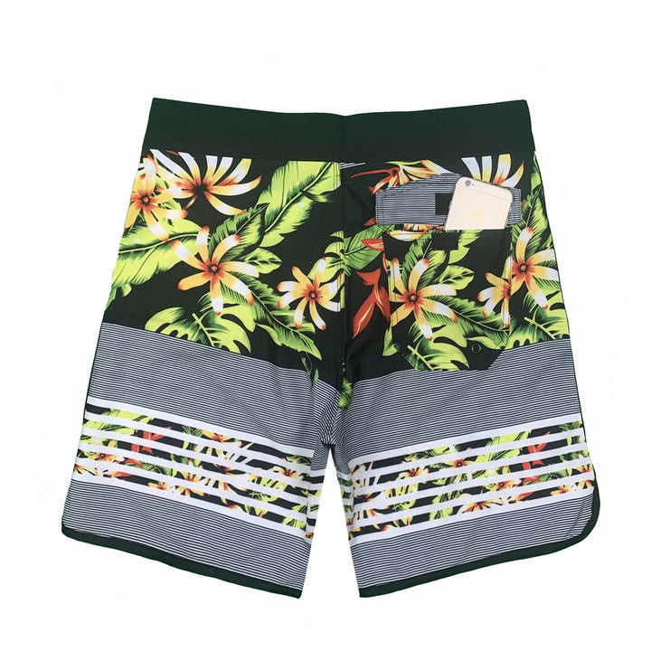 Herre badshorts med innovative tropemotiver og høj bærekomfort Stilla
