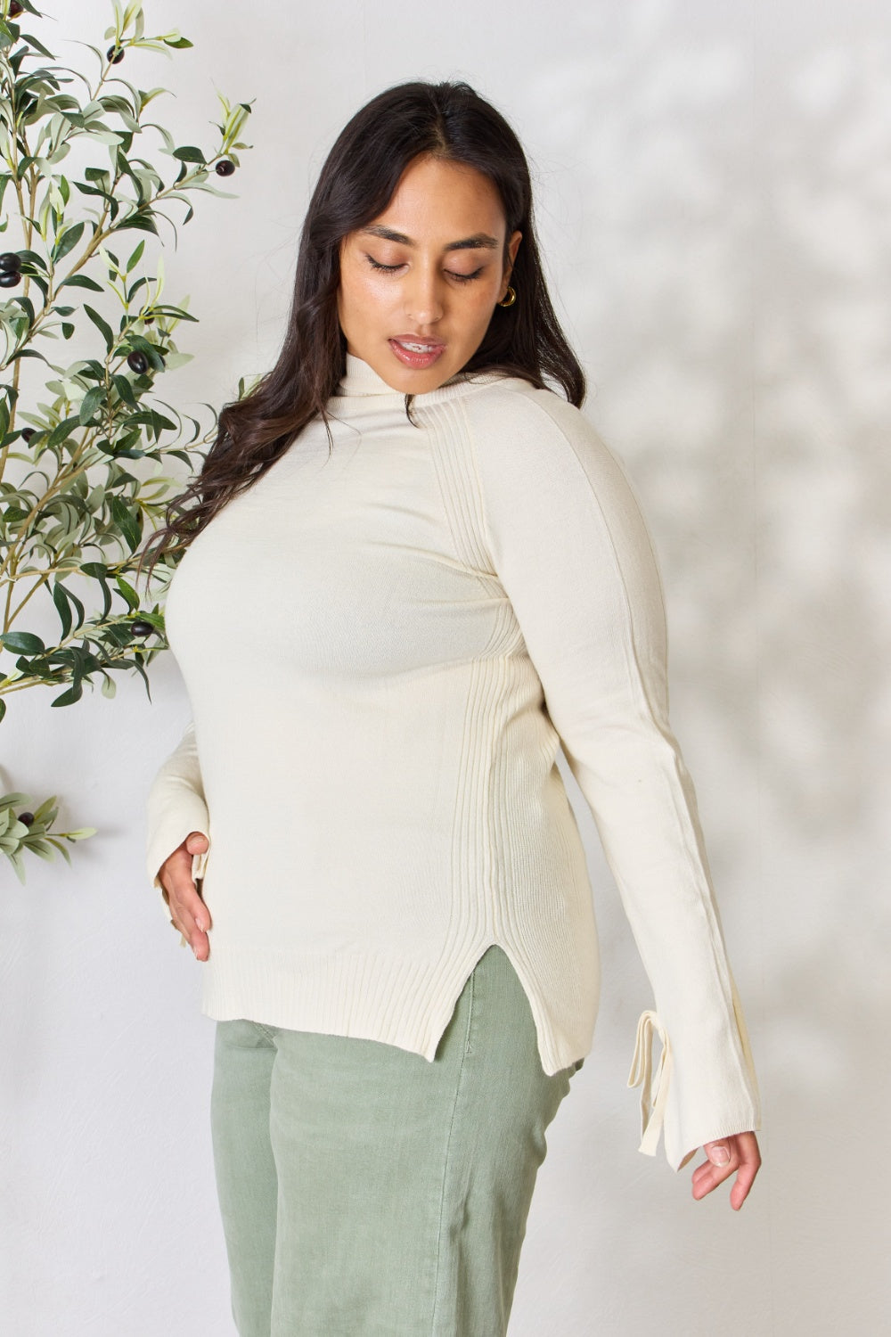 Stilla | Full Size Ribbet Sløjfe Detalje Langærmet Turtleneck Strik Top