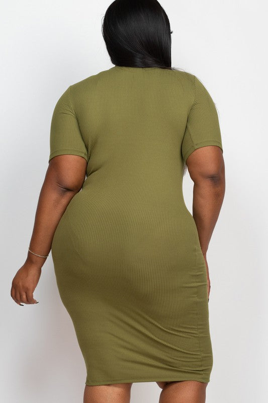 Stilla | Ribbet Bodycon Midi Kjole