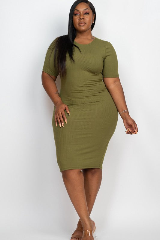 Stilla | Ribbet Bodycon Midi Kjole