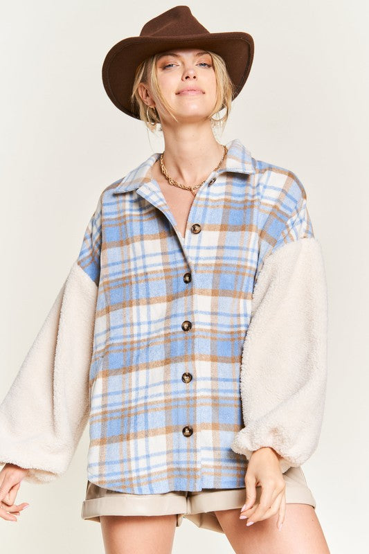 Stilla | Plaid Fuzzy Sleeve Jacket