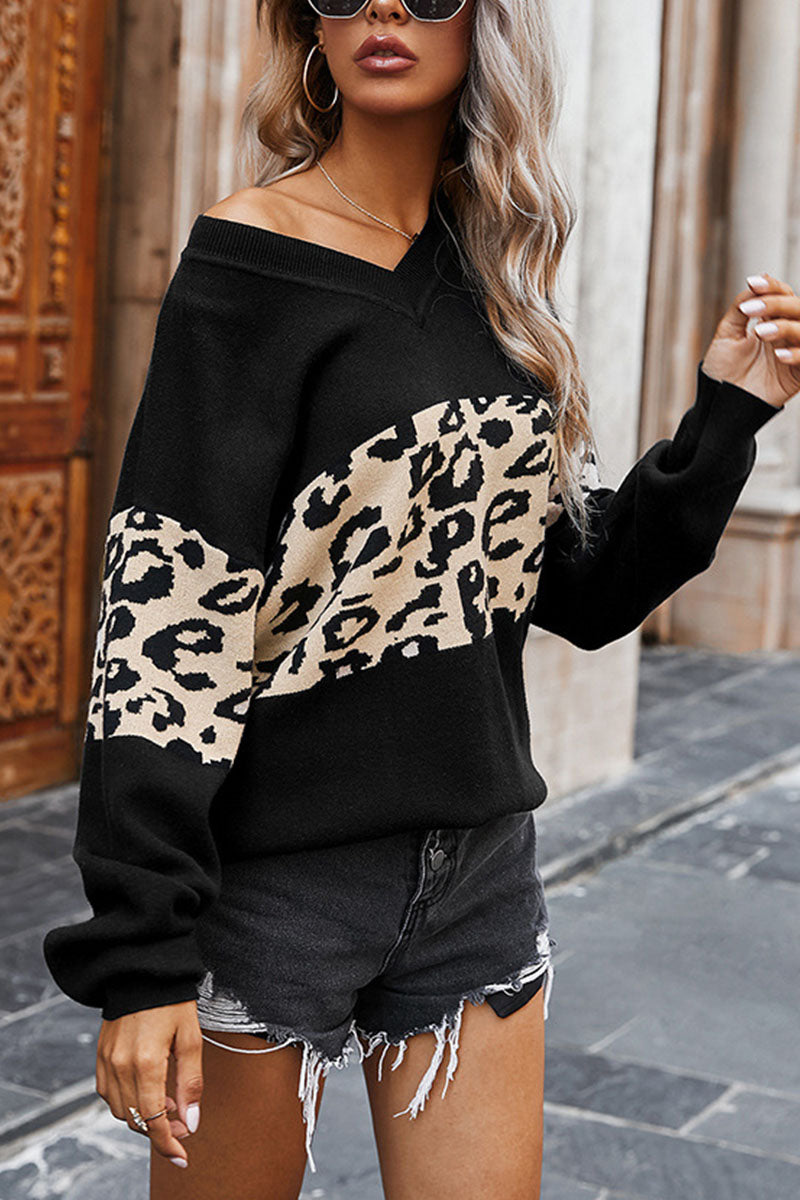 Stilla | Modefuld Leopard Patchwork V-udskæring Toppe