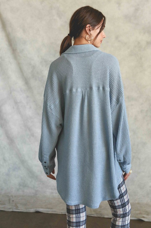 Stilla | Termisk Strik Shacket Top