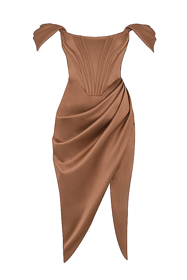 Stilla | Off Shoulder Kjole Satin