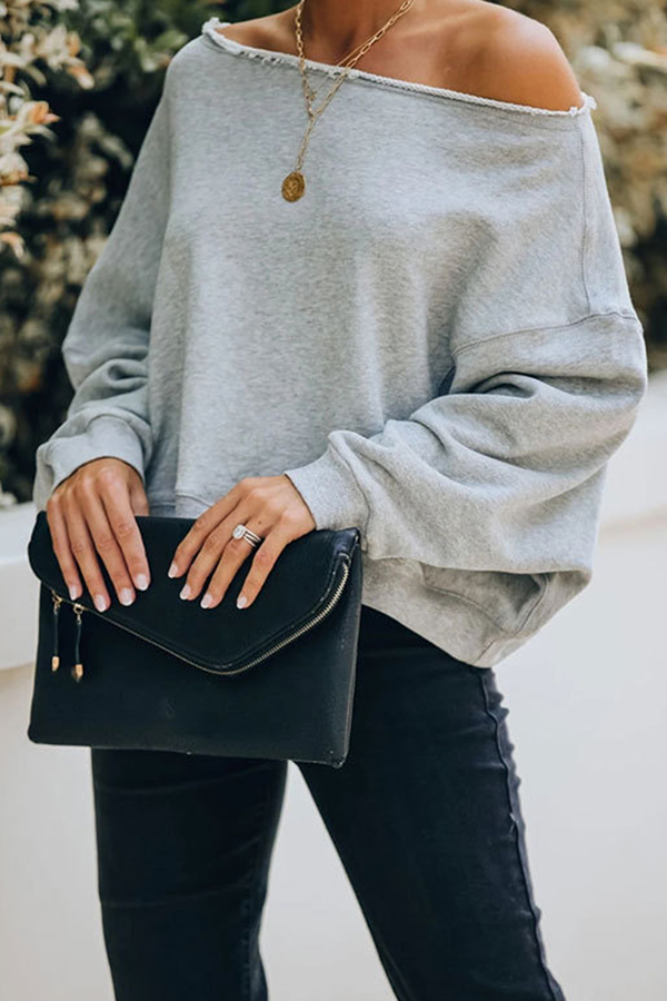 Stilla | Elegant Ensfarvet Casual Tops Med Skulderfri og Splittede Ærmer