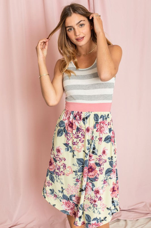 Stilla | Stribet Band Midi Kjole
