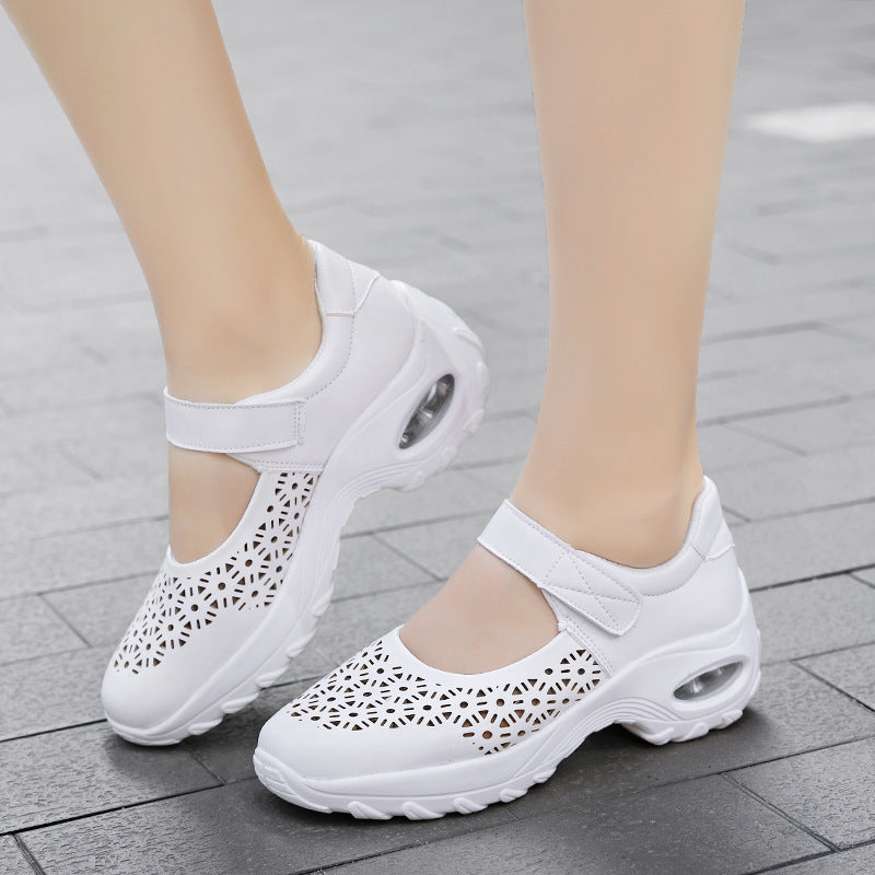 Dame nan perforeret Riemchenschuh med luftpudeprofil og velcro lukning Skovae