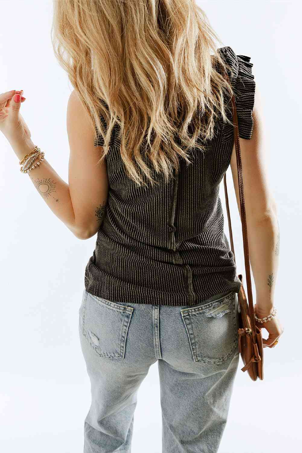 Stilla | Ruffle Shoulder Tank