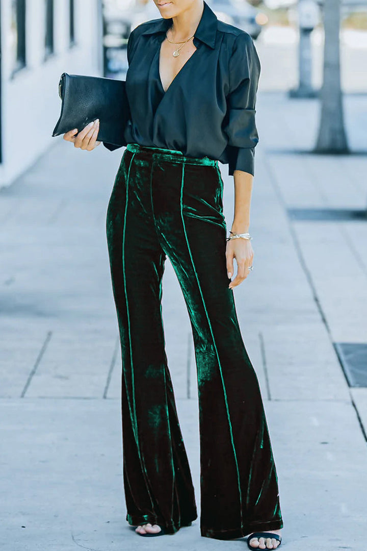 Stilla | Ensfarvet Bootcut Bukser I Street Chic Stil Med Mellemhøj Talje og Højttaler