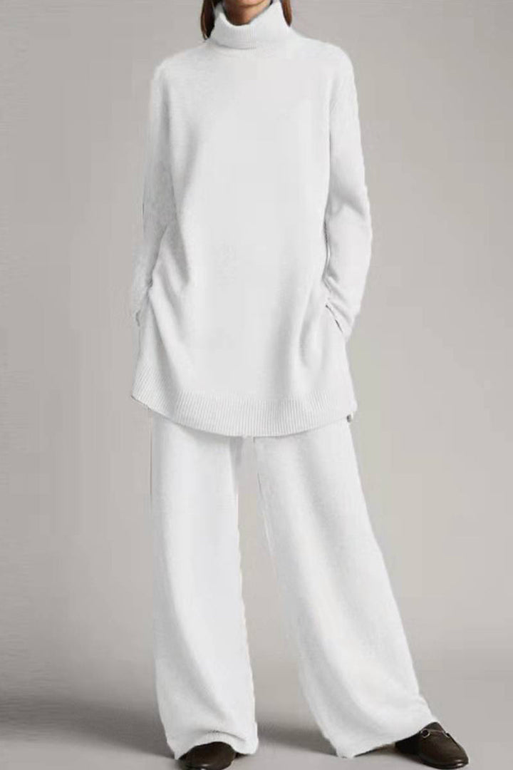 Stilla | Pullover I To Dele Med Rullekrave i Ensfarvet
