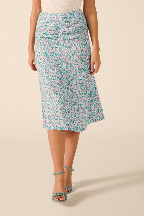 Dame midi-nederdel med legende blomsterdesign og elegant rynkning Stilla
