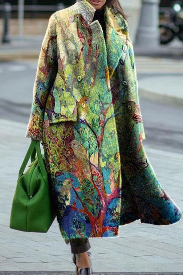 Stilla | Streetwear Overdel med et elegant tryk og en omfoldet krave i patchwork-stil