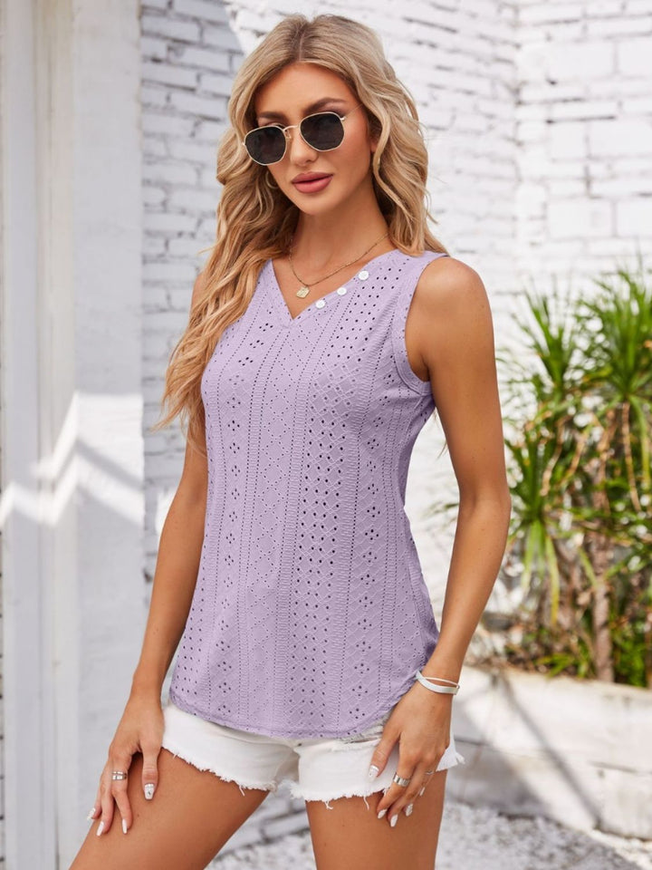 Stilla | Dekorativ Knapp V-Hals Tank