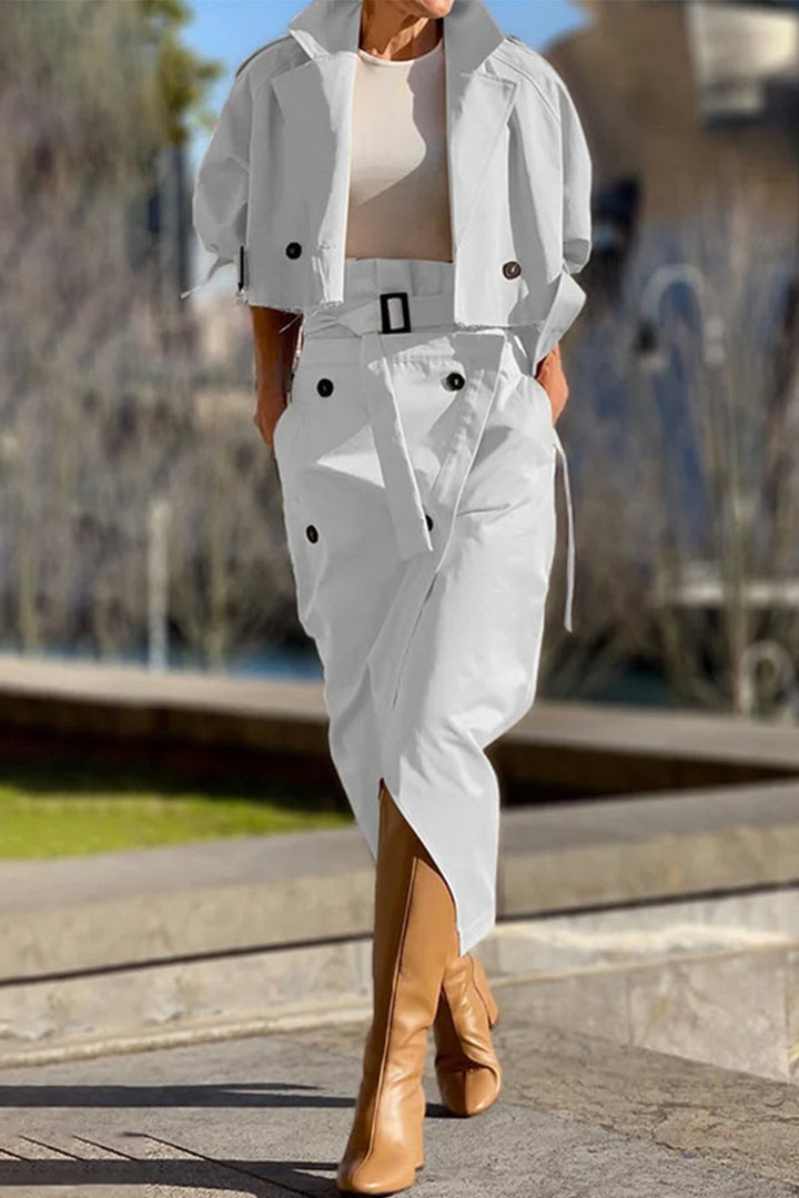 Stilla | Britisk stil, Elegant, Ensfarvet, Lommerknapper, Slå-krave, Lange ærmer, To-delt