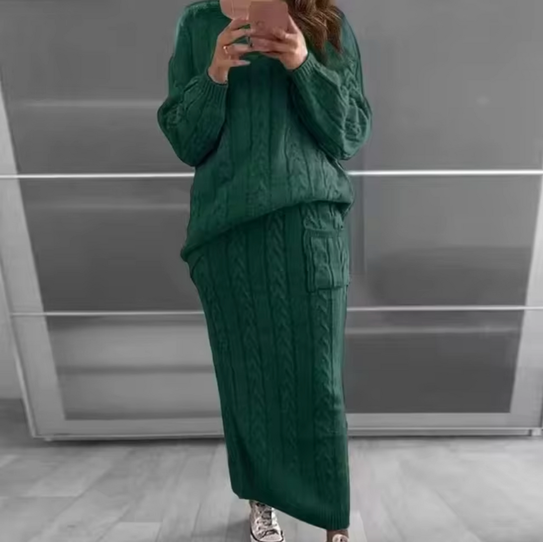 Stilla | Elegant Sæt Bestående Af En Strikpullover og En Nederdel