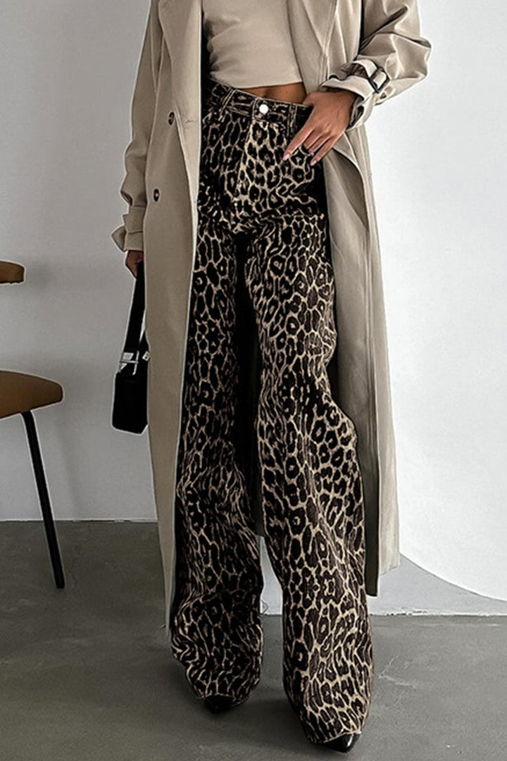 Stilla | Bred Bukser Med Leopardmønster, Mellemhøj Talje, Gade Print, Lige, Fuldt Trykt