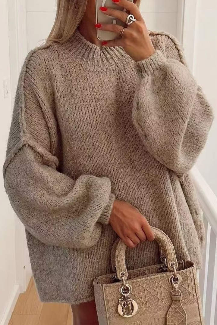 Stilla | Ensfarvet Rundhalset Pullover Til Daglig Brug.