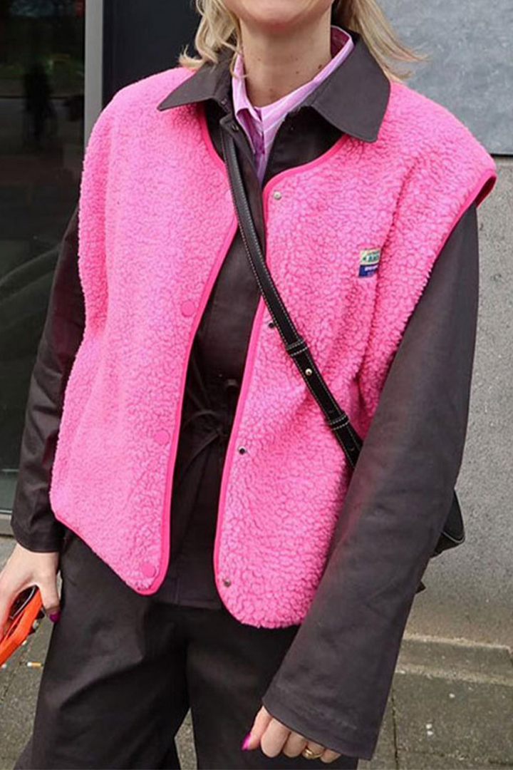 Stilla | Lette Street Pocket Knapper, Bløde Rundhalshveste