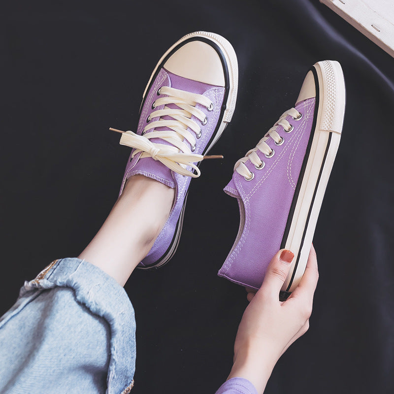 Dame fritids sneakers lavet af robust canvas med moderne design Stilla