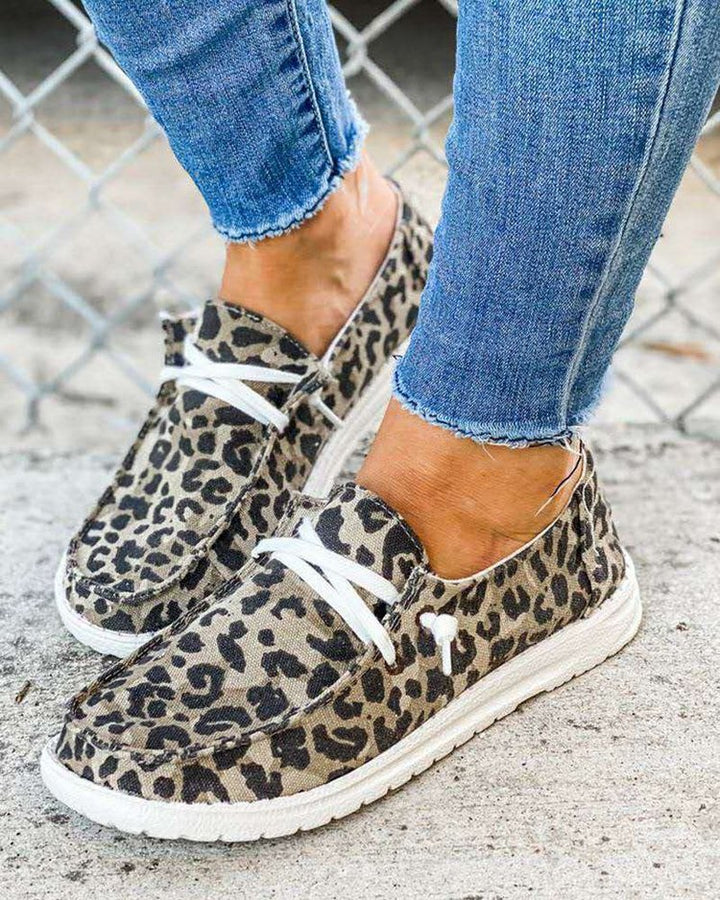 Dame fashionable Slip-On sneakers i struktureret materiale Stilla