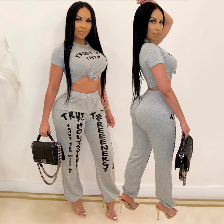 Dame Kort Sæt med knytbar Overdel og sportslige Påskrifter Stilla