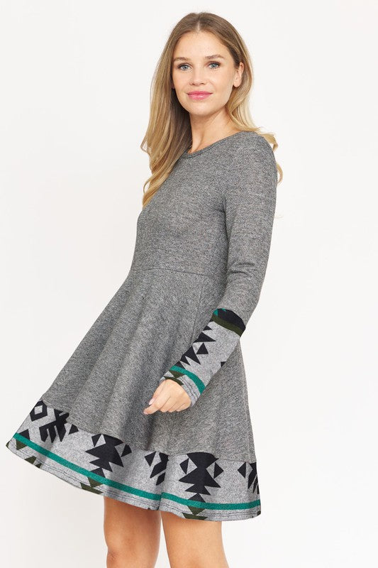 Stilla | Fit Og Flare Kjole