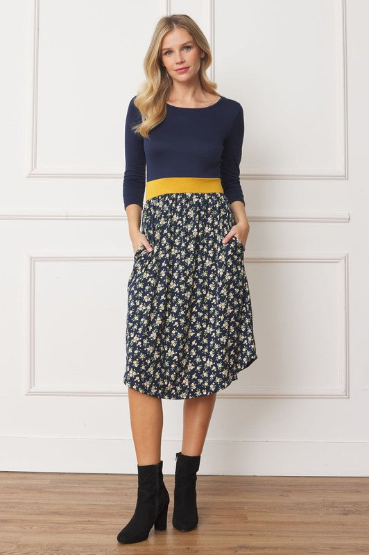 Stilla | Hem Bånd Midi Kjole