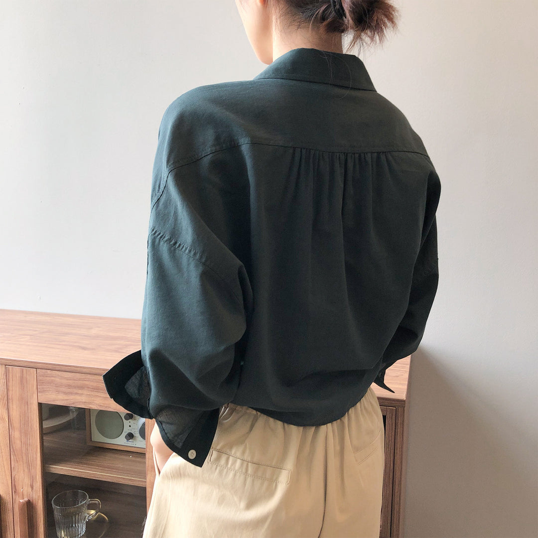 Damer elegant bluse med bundet kant og praktiske brystlommer Stilla