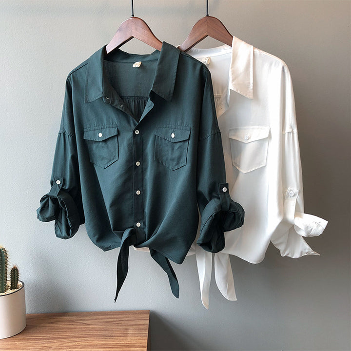 Damer elegant bluse med bundet kant og praktiske brystlommer Stilla