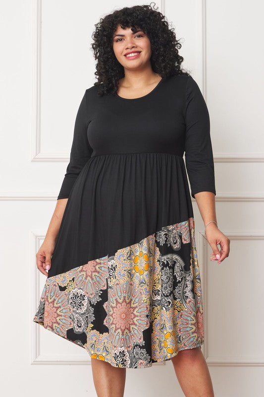Stilla | Asymmetrisk Accent Midi Kjole