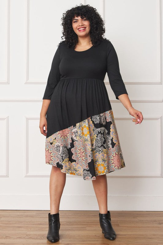 Stilla | Asymmetrisk Accent Midi Kjole