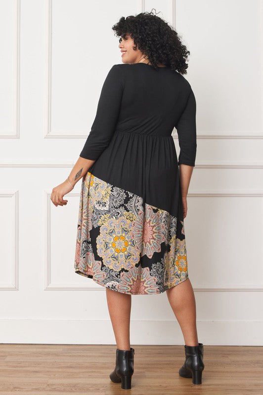 Stilla | Asymmetrisk Accent Midi Kjole