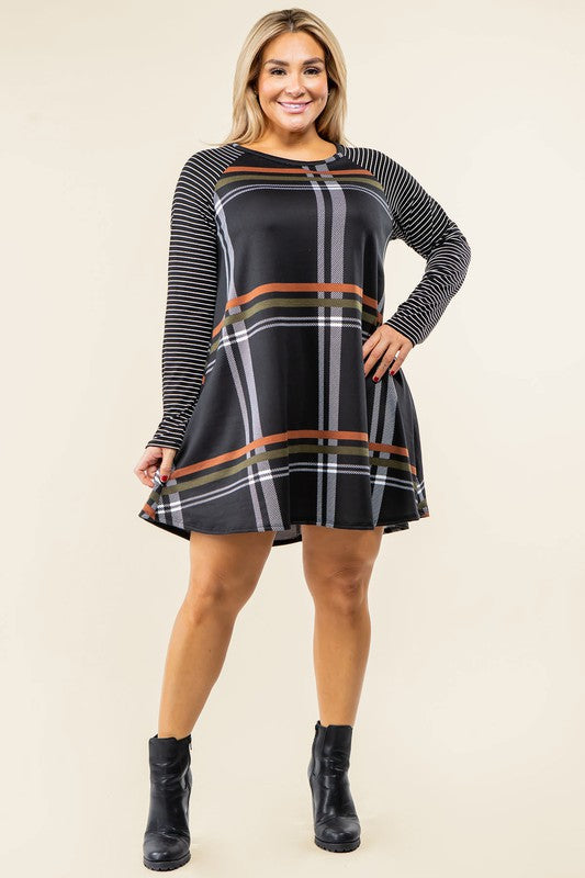 Stilla | Stripe Sleeve A- Line Mini Kjole