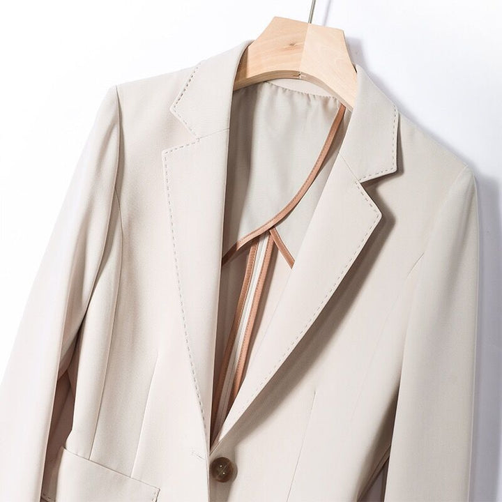 Dame smart blazer med elegant silhuet og kvalitets stofdetaljer Stilla