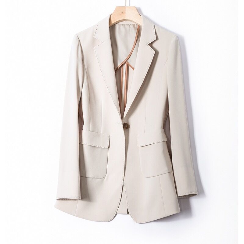 Dame smart blazer med elegant silhuet og kvalitets stofdetaljer Stilla