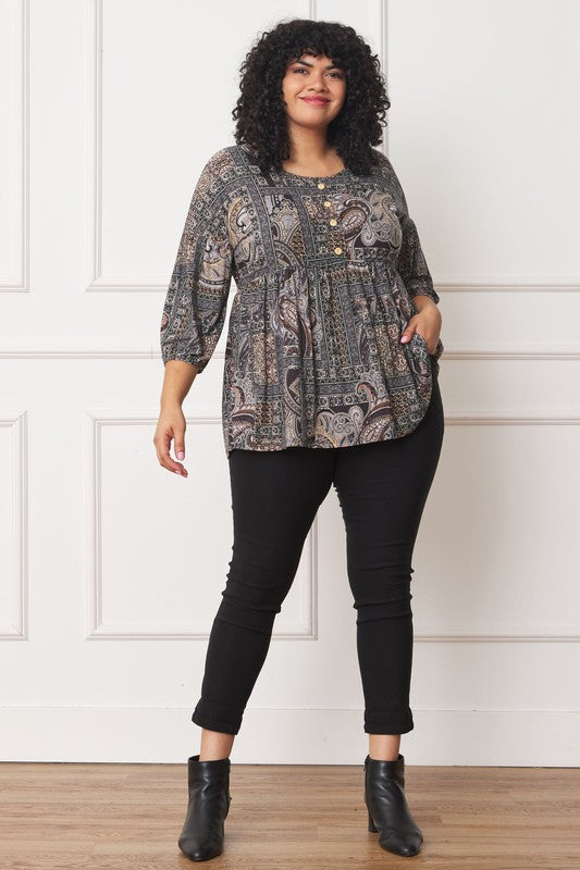 Stilla | Knap Accent Paisley Top